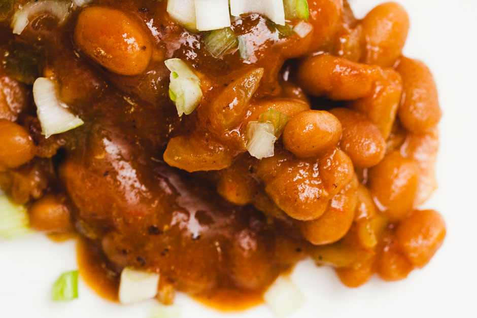 chipotle baked beans