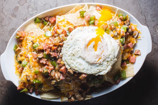 denver omelette nachos 2 - the sam livecast