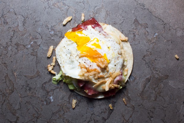 pastrami & egg taco - the sam livecast