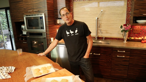 sam cooks shrimp burgers - the sam livecast