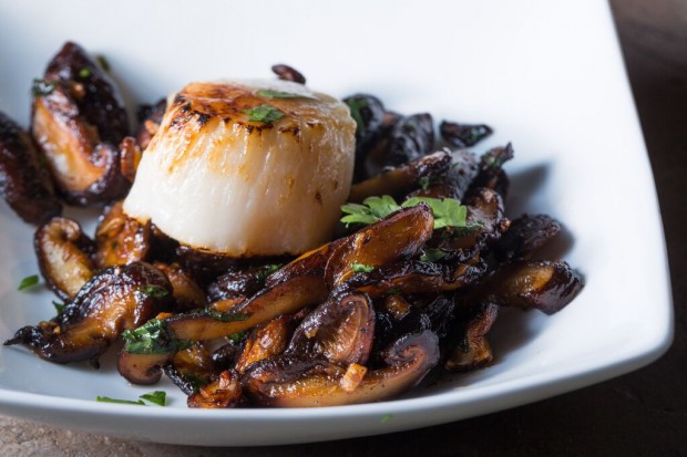 Sautéed Shiitakes with Scallops - the sam livecast