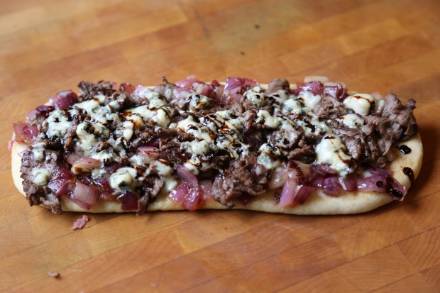 (Leftover) Steak & Caramelized Onions on Naan - the sam livecast