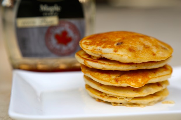 maple granola pancakes - the sam livecast